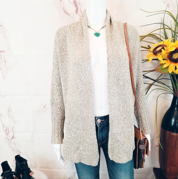 Anthropologie Angel Of The North Light Gray Cardigan - Picture 2 of 6